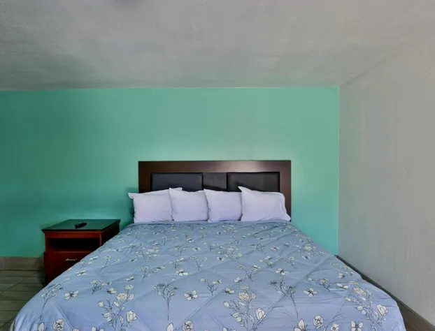 El Tejas Motel hotel detail image 4