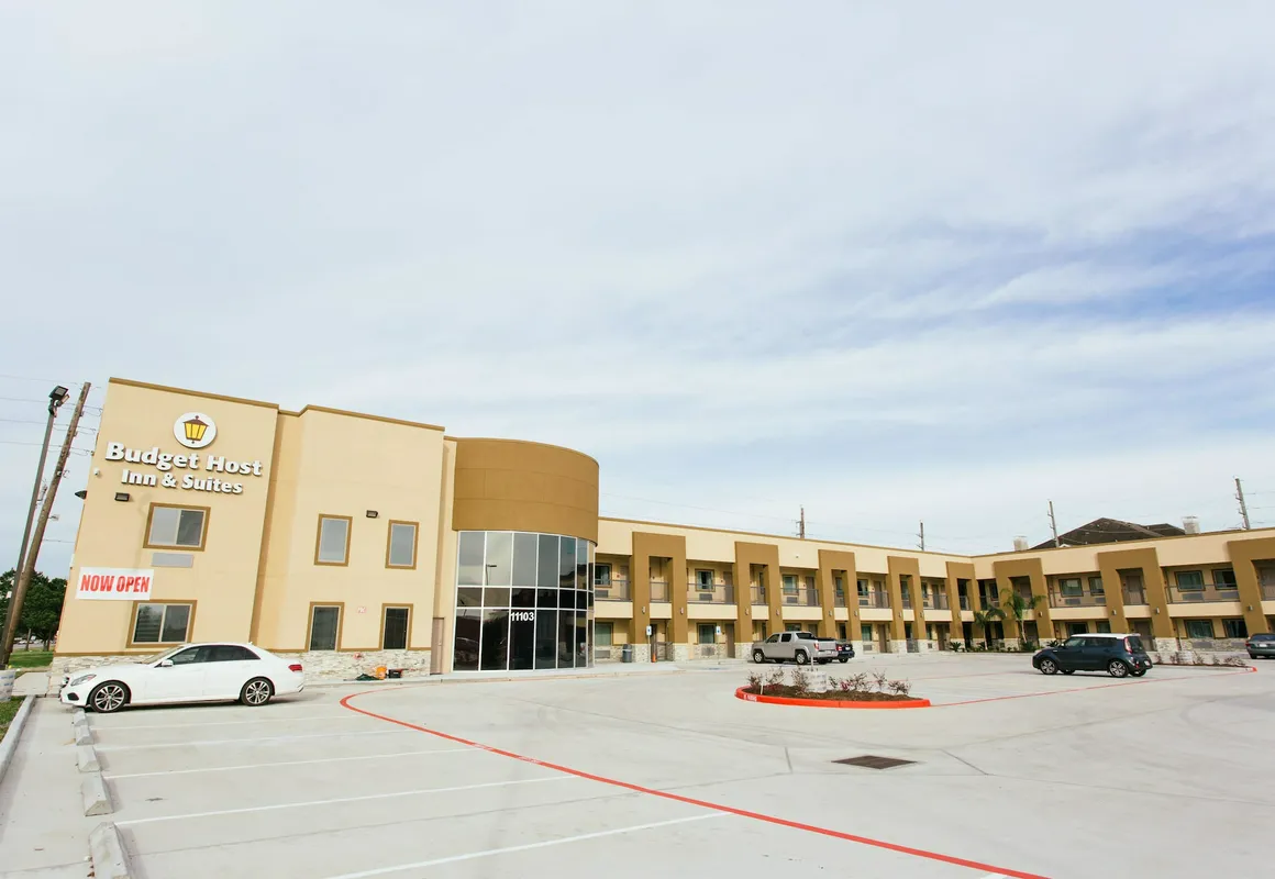 Budget Host Inn and Suites hotel hero