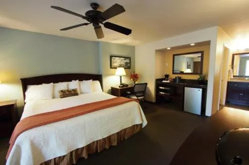 Redwood Garden Inn hotel detail image 3