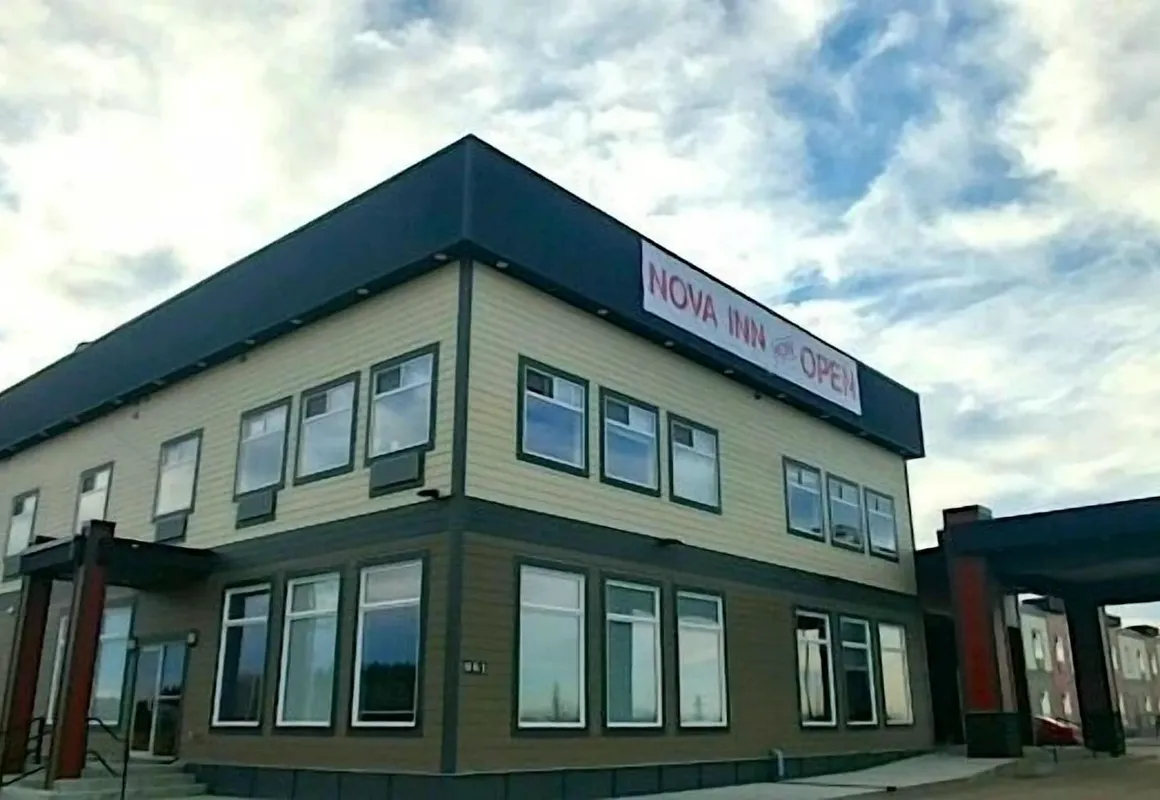 Nova Inn Wabasca hotel hero