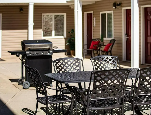 Affordable Suites Mooresville LakeNorman hotel detail image 2