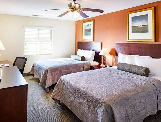 Affordable Suites Mooresville LakeNorman hotel detail image 3