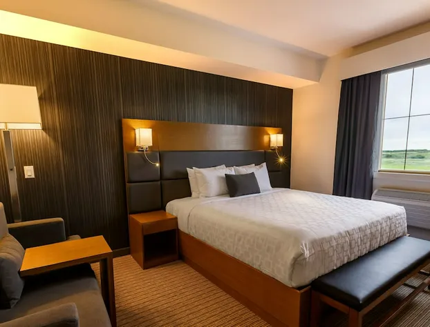 Executive Residency by Best Western Calgary City View North hotel detail image 4