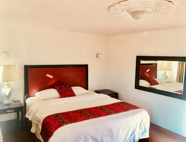 Norwalk Inn & Suites hotel detail image 3