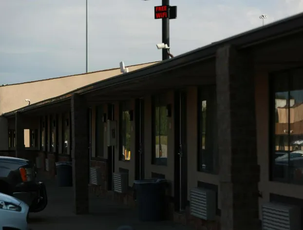 Memphis Inn hotel detail image 2