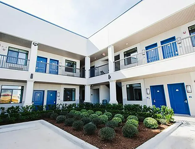 Palace Inn Blue US 59 & Gessner hotel detail image 1