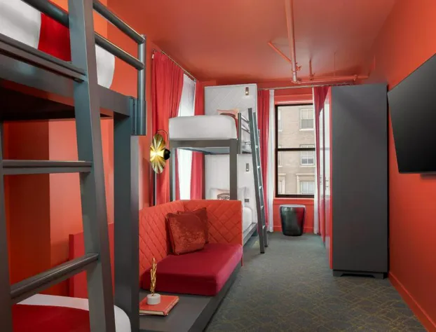 Angad Arts Hotel St. Louis, Tapestry Collection by Hilton hotel detail image 3