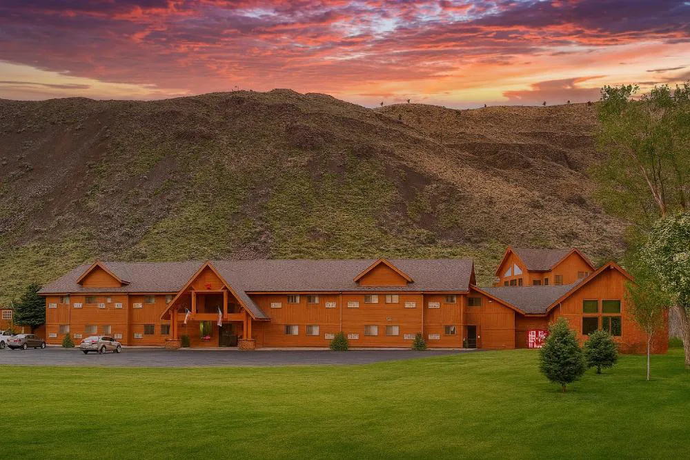 Yellowstone Village Inn and Suites hotel hero