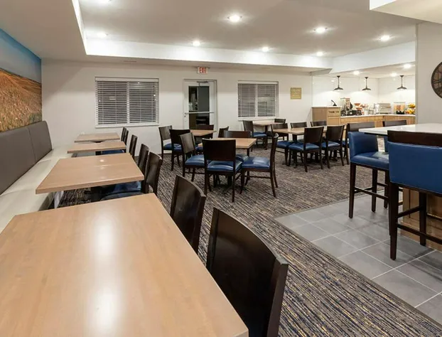 Grandstay Hotel and Suites Milbank hotel detail image 4