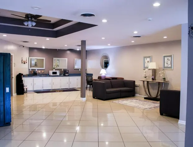 Apm Inn & Suites hotel detail image 2