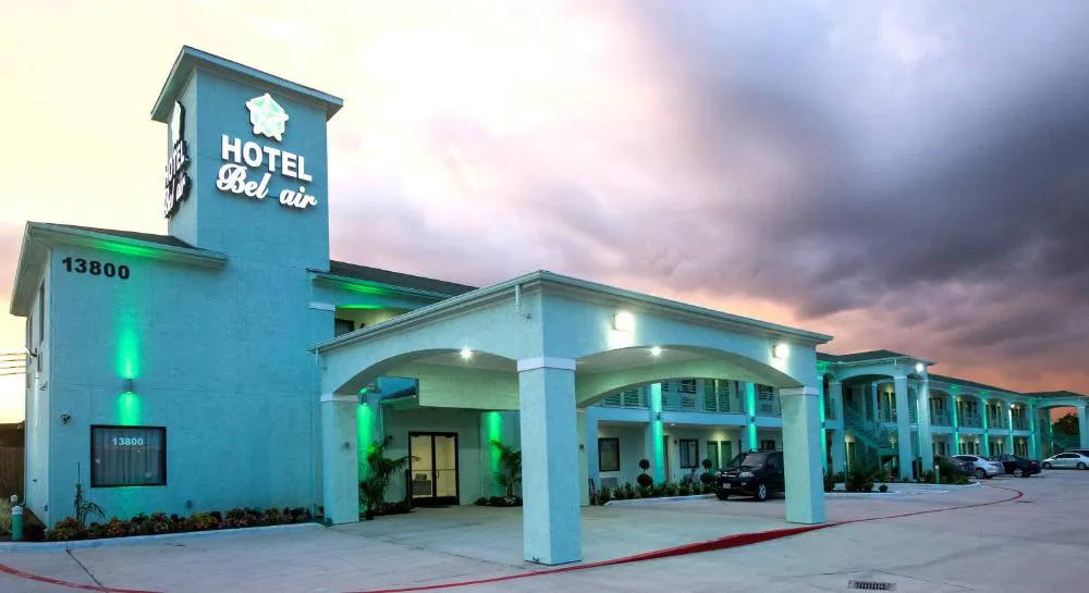 Hotel Bel air hotel hero