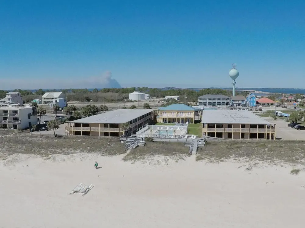 Buccaneer Inn hotel hero