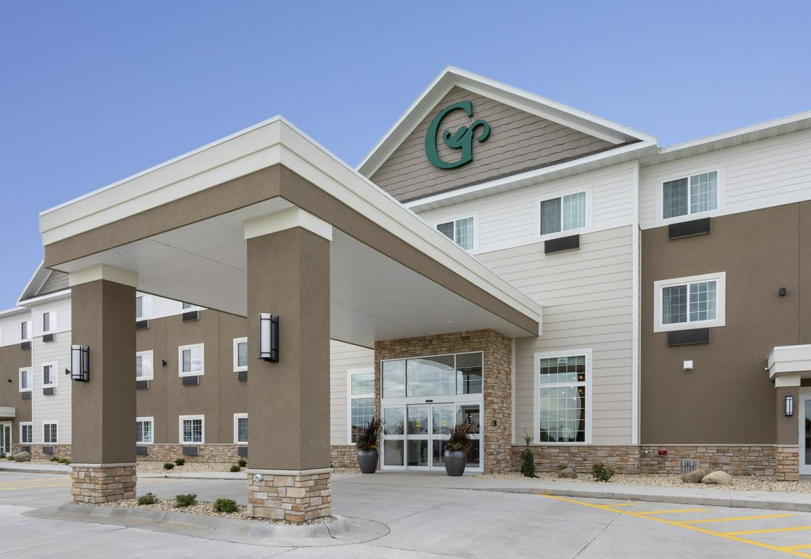 GrandStay Cannon Falls hotel hero