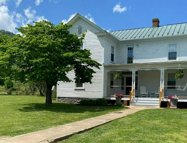 Graves Mountain Farm & Lodges hotel detail image 4