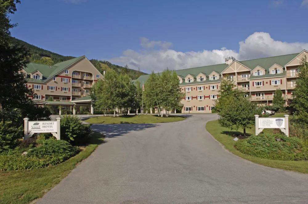 Grand Summit Hotel hotel hero