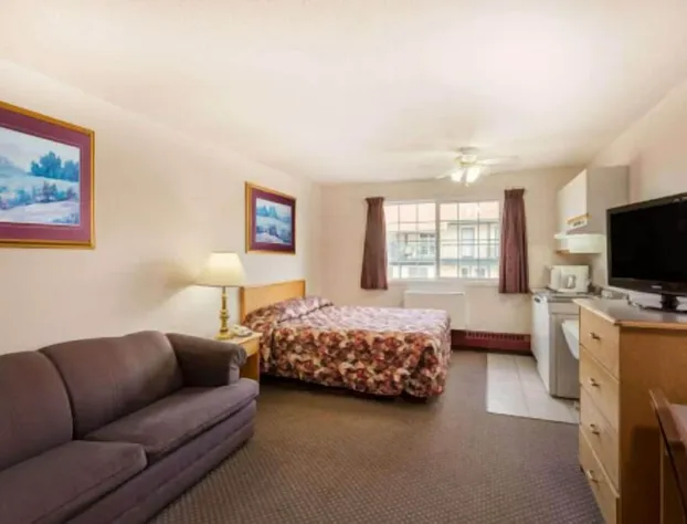 Almada Inn hotel detail image 3