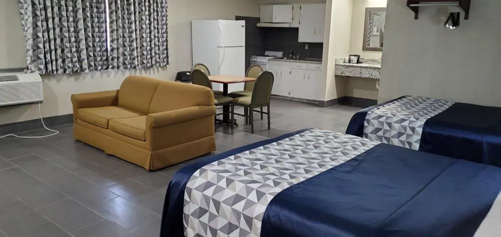 Crescent Park Motel & Suites hotel hero