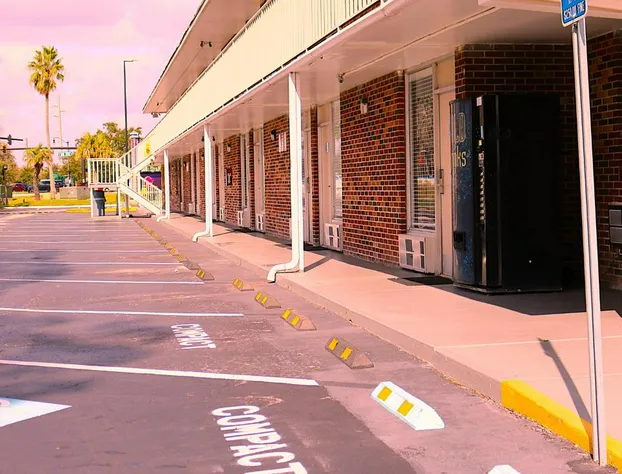 Magic Key (No Resort Fee) hotel detail image 3