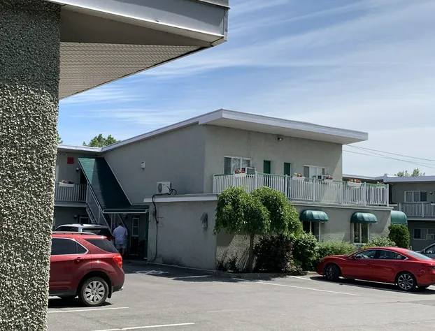 Super 8 by Wyndham Montreal hotel detail image 3