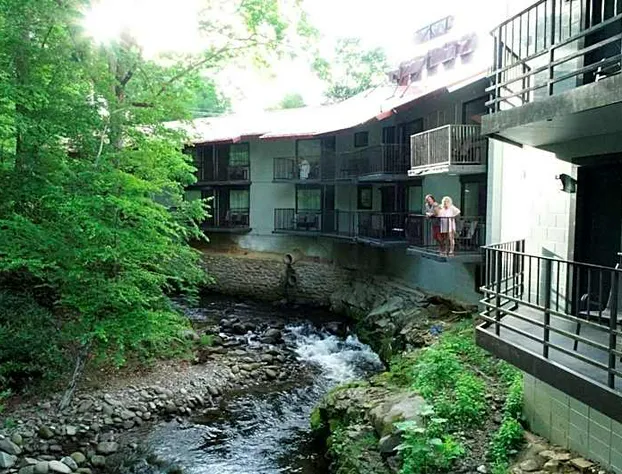 Bear Creek Inn hotel detail image 4