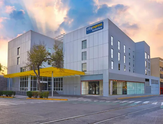 City Express by Marriott Ciudad de México La Villa hotel detail image 1