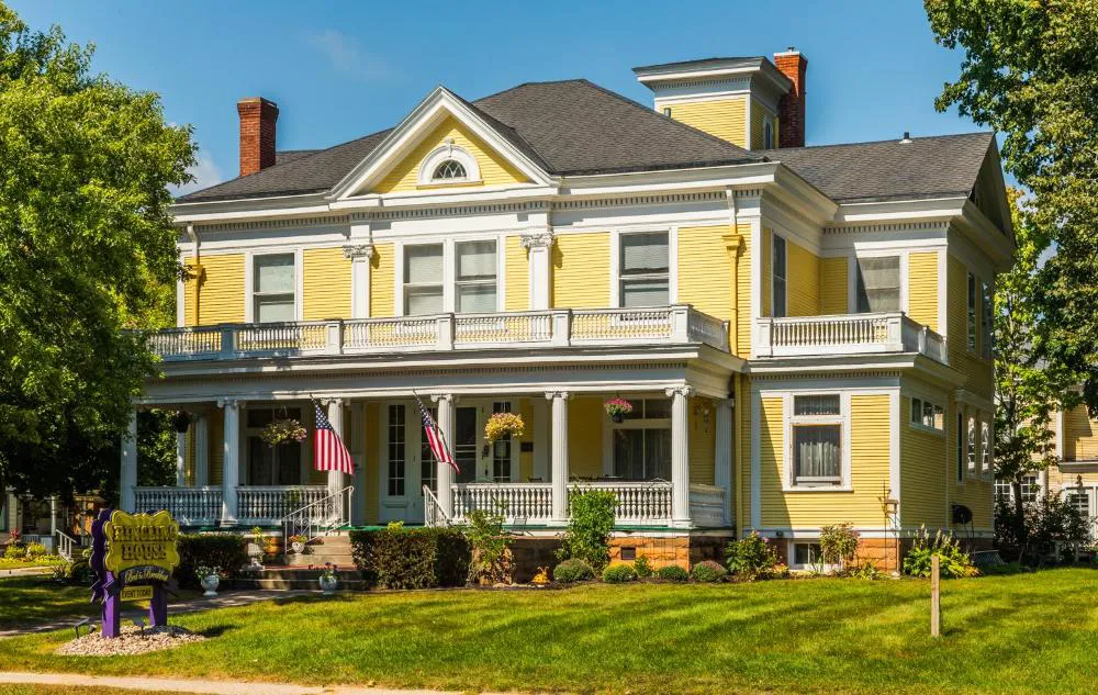 Ringling House Bed & Breakfast hotel hero