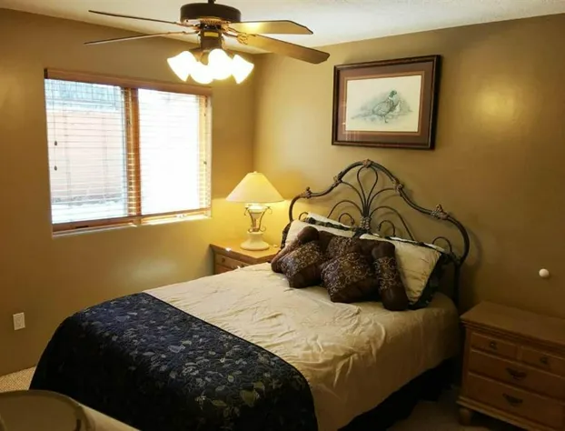 Four Seasons hotel detail image 3