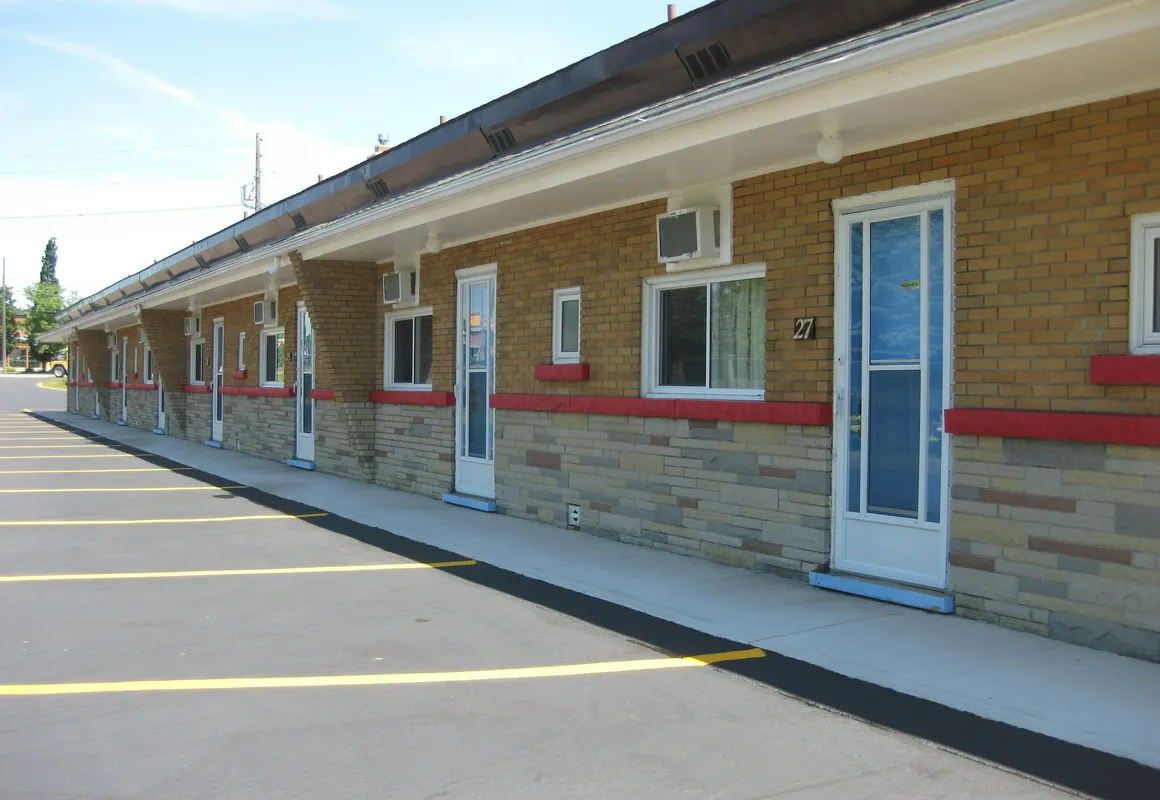 Embassy Motel hotel hero