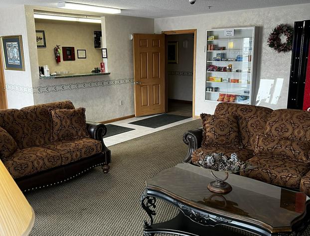 Budget Host Inn & Suites hotel detail image 2