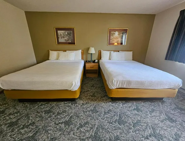 Budget Host Inn & Suites hotel detail image 2