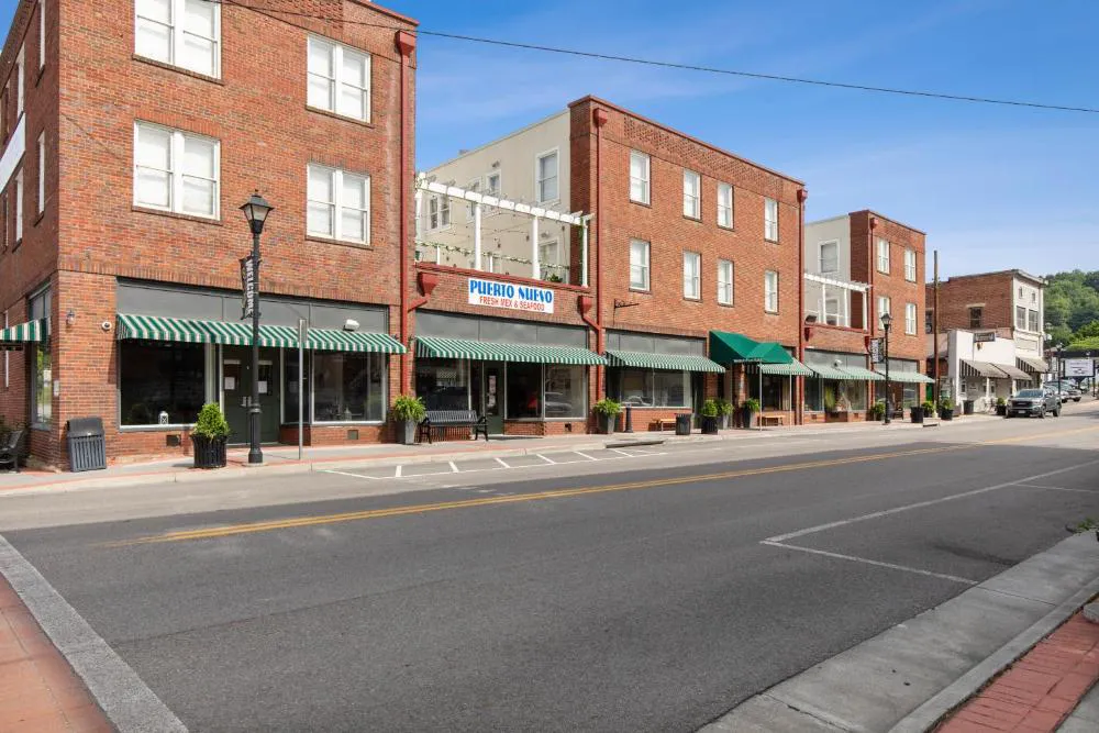 Western Front Hotel hotel hero