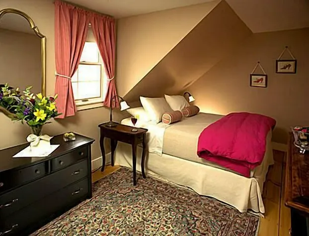 Beaver Pond Farm Inn hotel detail image 4