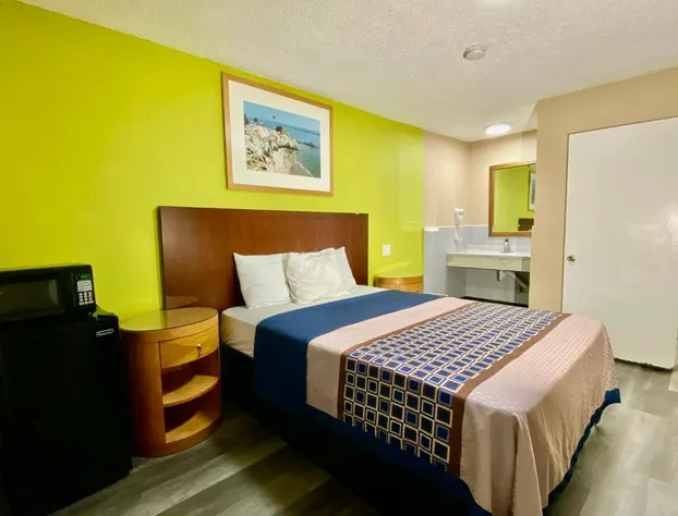 4 Star Motel hotel detail image 2