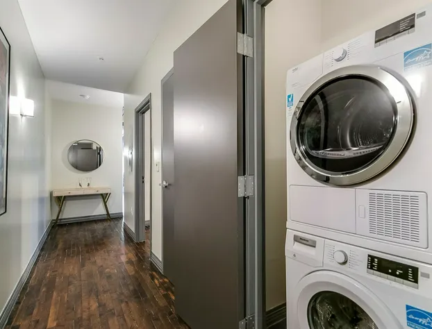 Luxury Downtown Dallas Stay by Amyfinehouse hotel detail image 4