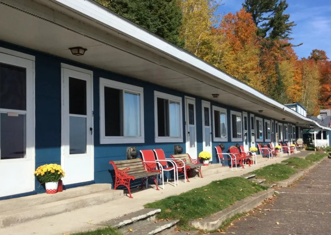 Carla's Inn hotel hero