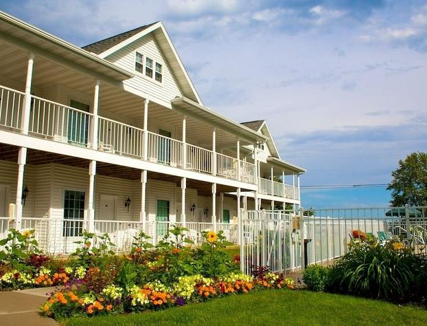Bay Breeze Resort hotel detail image 1