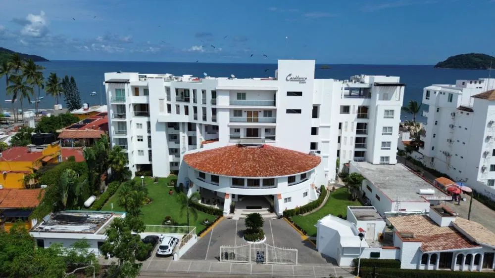 Casablanca Resort hotel hero