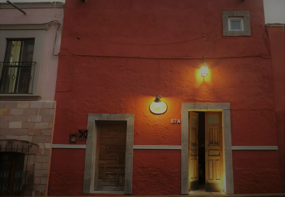 Casa Colibri hotel hero