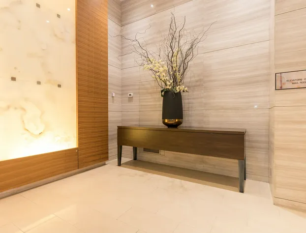 Grand Royal Condos - CN Tower hotel detail image 3