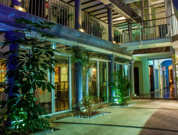 The Jonathon Boutique Hotel hotel detail image 2