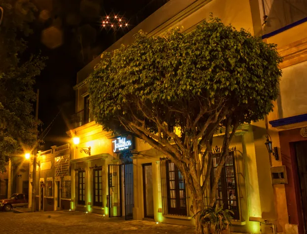 The Jonathon Boutique Hotel hotel detail image 3