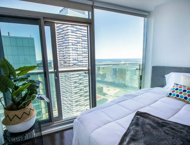 MiCasa Suites - Modern Executive Condo hotel detail image 2