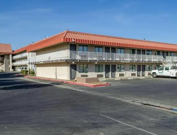 Studio 6 Fresno, CA - Extended Stay hotel detail image 1