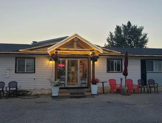 Grizzly Motel hotel detail image 4