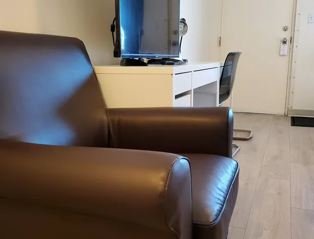 waintel studio-wainwright motel hotel detail image 4