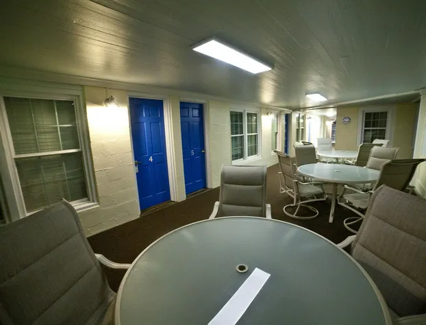 Georgianne Inn & Suites hotel detail image 2