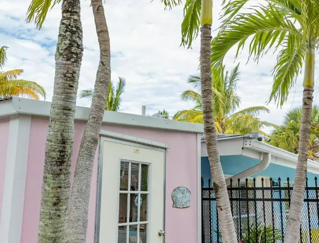 Siesta Key Beachside Villas hotel detail image 4