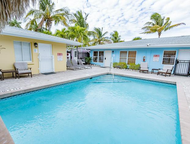 Siesta Key Beachside Villas hotel detail image 1