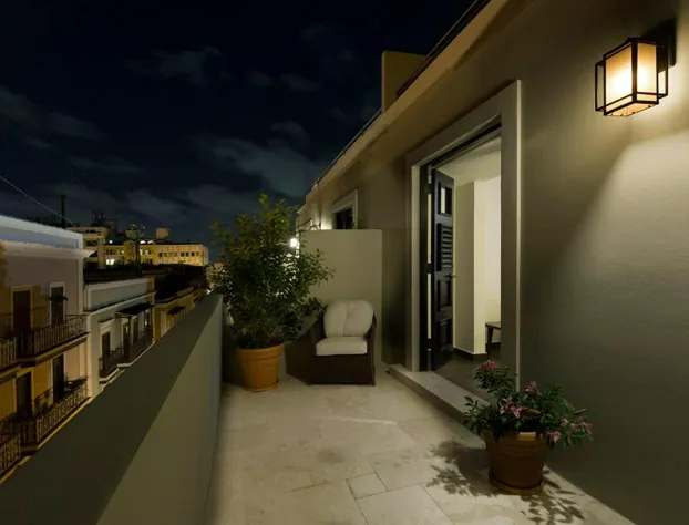 Decanter Hotel hotel detail image 2