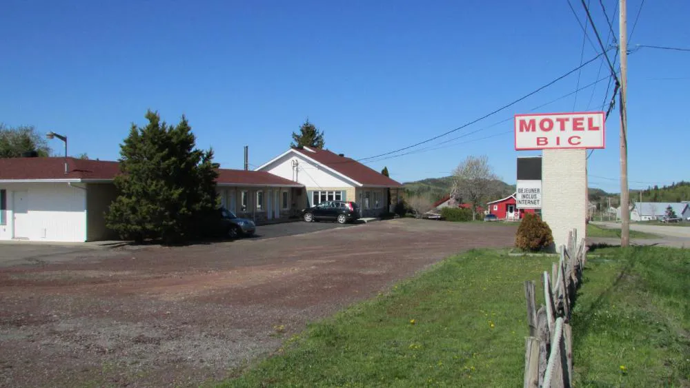Motel du Bic hotel hero